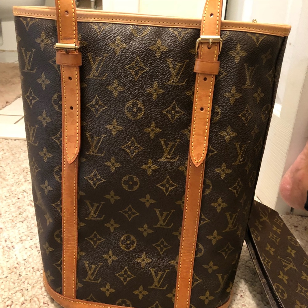 Louis Vuitton GM Bucket with Pouch-sold on eBay!!